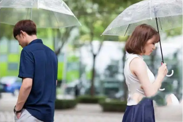 乌鲁木齐私家侦探：女方出轨要承担什么责任